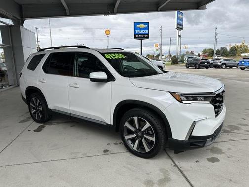 2023 Honda Pilot Touring 8-Passenger