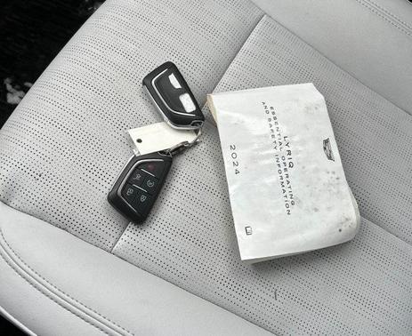 2024 Cadillac LYRIQ Sport