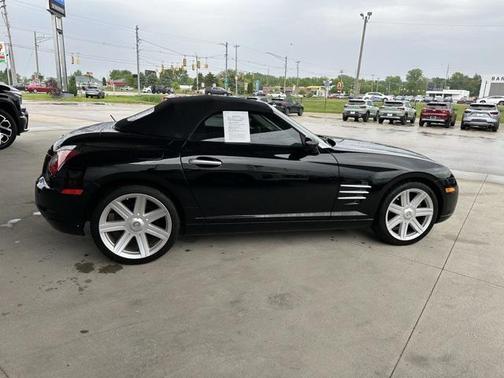 2005 Chrysler Crossfire Base