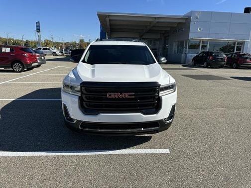 2023 GMC Acadia AWD AT4