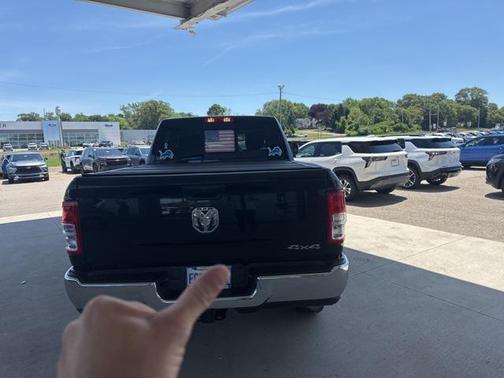 2021 RAM 2500 Tradesman Crew Cab 4x4 6'4' Box
