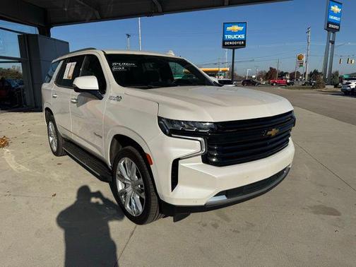 2023 Chevrolet Tahoe 4WD High Country