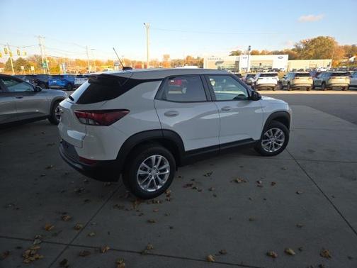 2026 Chevrolet Trailblazer LS