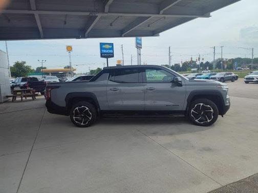 2026 Chevrolet Silverado EV LT