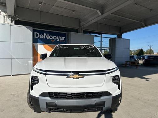 2026 Chevrolet Silverado EV LT