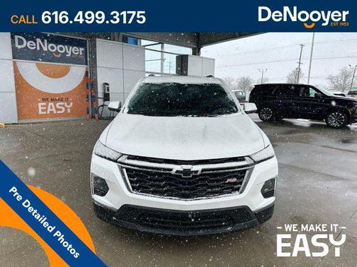2023 Chevrolet Traverse RS