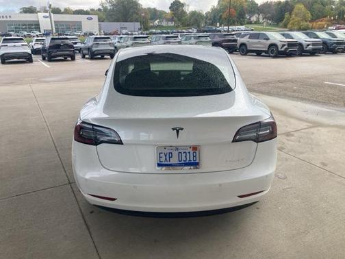 2019 Tesla Model 3 Mid Range