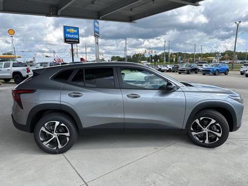 2025 Chevrolet Trax FWD 1RS