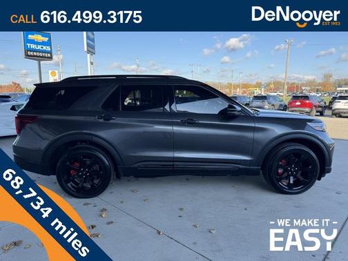 2020 Ford Explorer ST