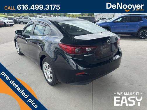 2016 Mazda Mazda3 i Sport