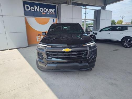 2025 Chevrolet Colorado LT