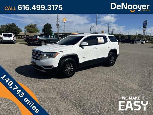 2017 GMC Acadia SLT-1