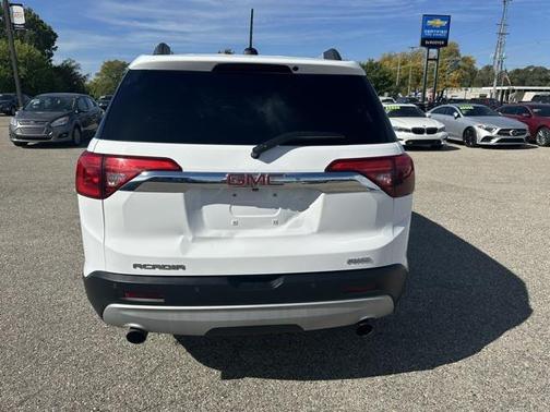 2017 GMC Acadia SLT-1