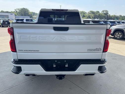 2022 Chevrolet Silverado 1500 High Country