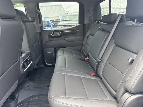 Summit White 2026 GMC Sierra 1500 SLT