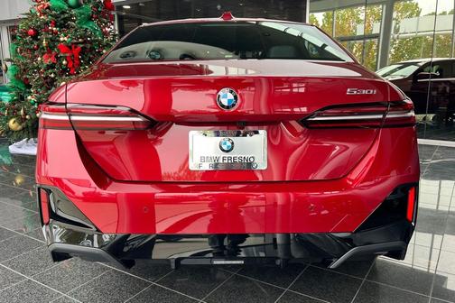 2026 BMW 530 530i