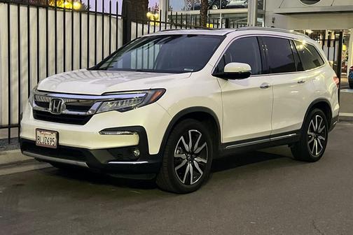 2019 Honda Pilot Touring 8-Passenger