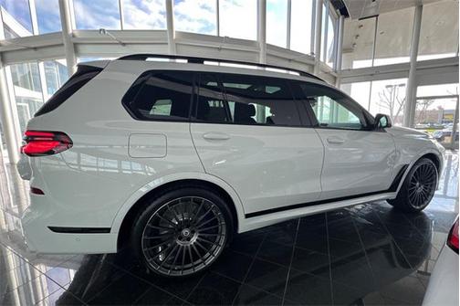 2025 BMW X7 ALPINA XB7