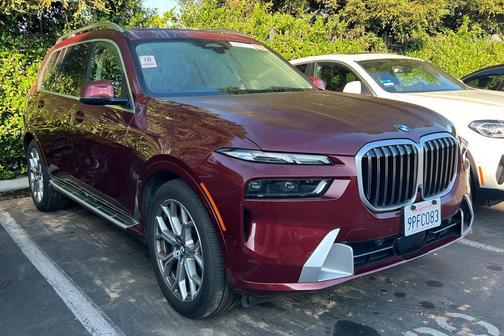 2025 BMW X7 xDrive40i