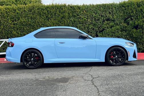 2025 BMW M240 i xDrive