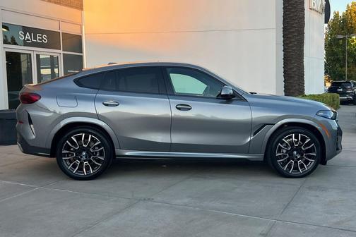 2026 BMW X6 xDrive40i