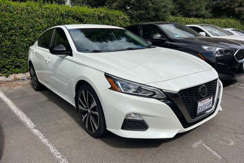 Pearl White 2021 Nissan Altima SR Intelligent AWD