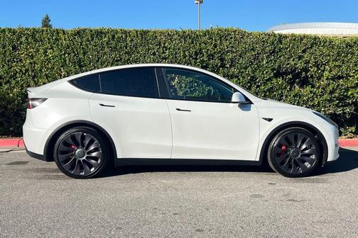 2021 Tesla Model Y Performance Dual Motor All-Wheel Drive