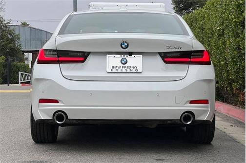 2024 BMW 330 i