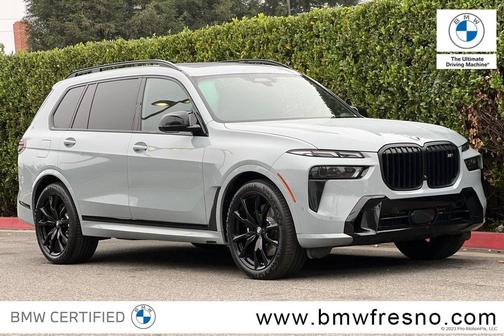 2023 BMW X7 M60i