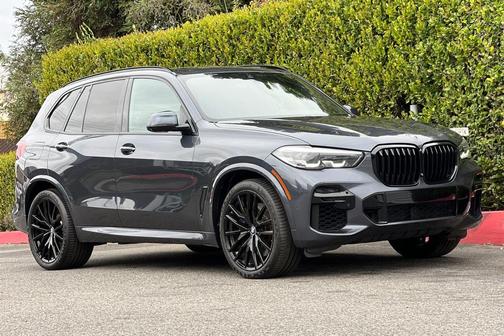 2022 BMW X5 M50i