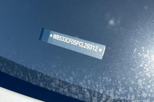Mineral White Metallic 2023 BMW iX M60