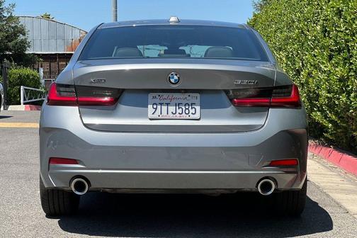 Skyscraper Grey Metallic 2025 BMW 330 xDrive