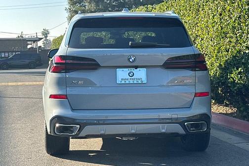 2026 BMW X5 PHEV xDrive50e