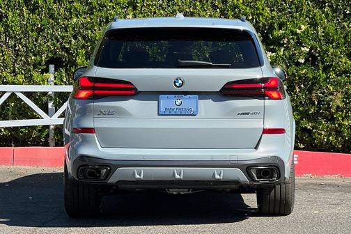 Brooklyn Grey Metallic 2026 BMW X5 xDrive40i