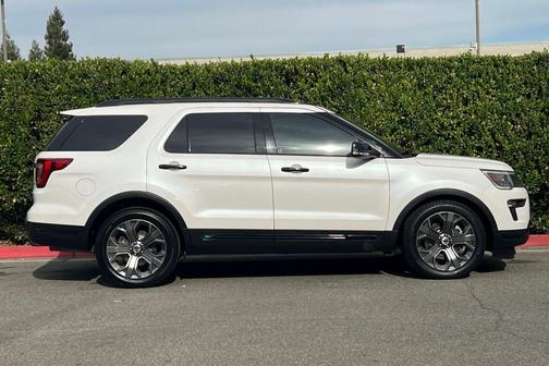 2018 Ford Explorer Sport
