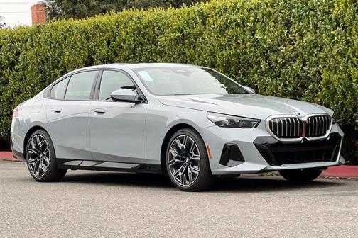 2026 BMW 530 530i