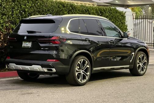 2026 BMW X5 sDrive40i