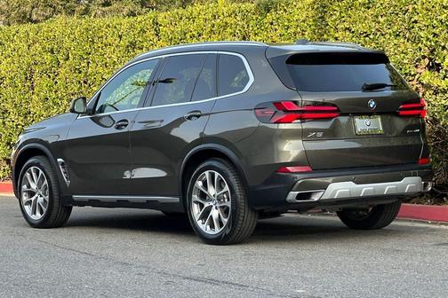 2026 BMW X5 sDrive40i