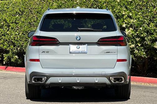 Brooklyn Grey Metallic 2026 BMW X5 PHEV xDrive50e