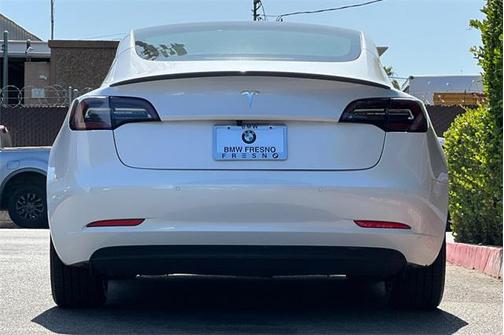 2022 Tesla Model 3 Standard Range