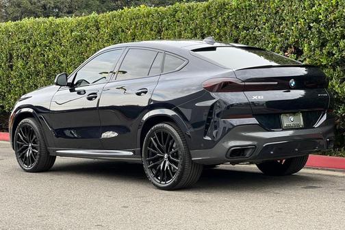2022 BMW X6 xDrive40i