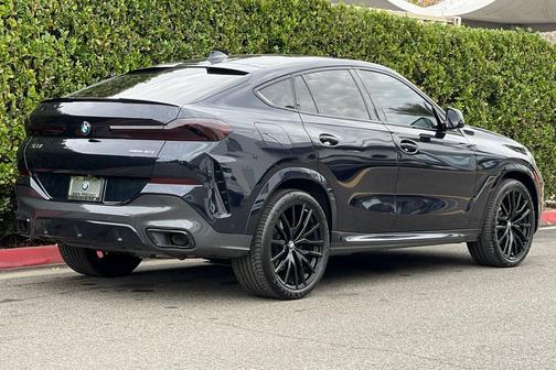 2022 BMW X6 xDrive40i