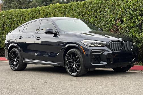2022 BMW X6 xDrive40i