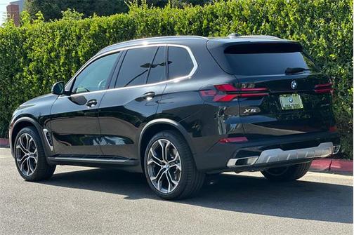 2025 BMW X5 xDrive40i