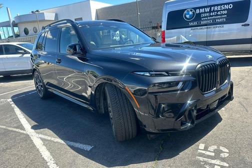 Black Sapphire Metallic 2023 BMW X7 M60i