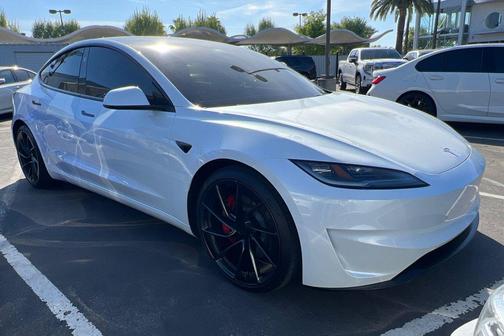 Pearl White Multi-Coat 2024 Tesla Model 3 Performance