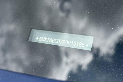 Phytonic Blue Metallic 2023 BMW X5 PHEV xDrive45e
