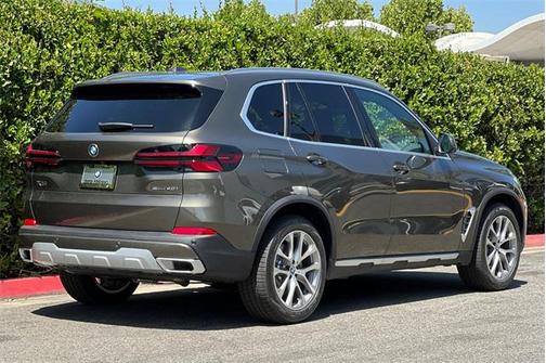 2026 BMW X5 sDrive40i
