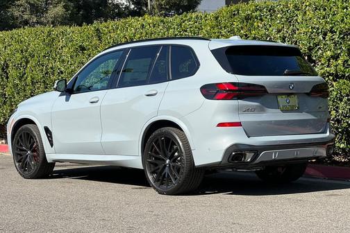 2026 BMW X5 sDrive40i