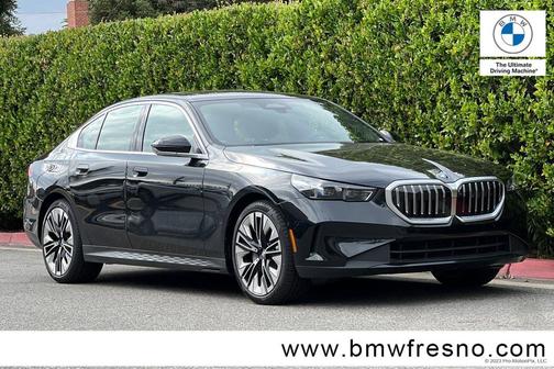 Black Sapphire Metallic 2026 BMW 530 530i